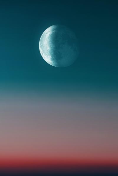 唯美月球高清摄影图片